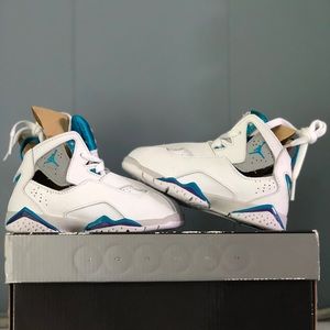 Girls Jordan true flight (TD)